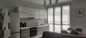 Private kitchen - Vrbo Property (Cassina De' Pecchi)