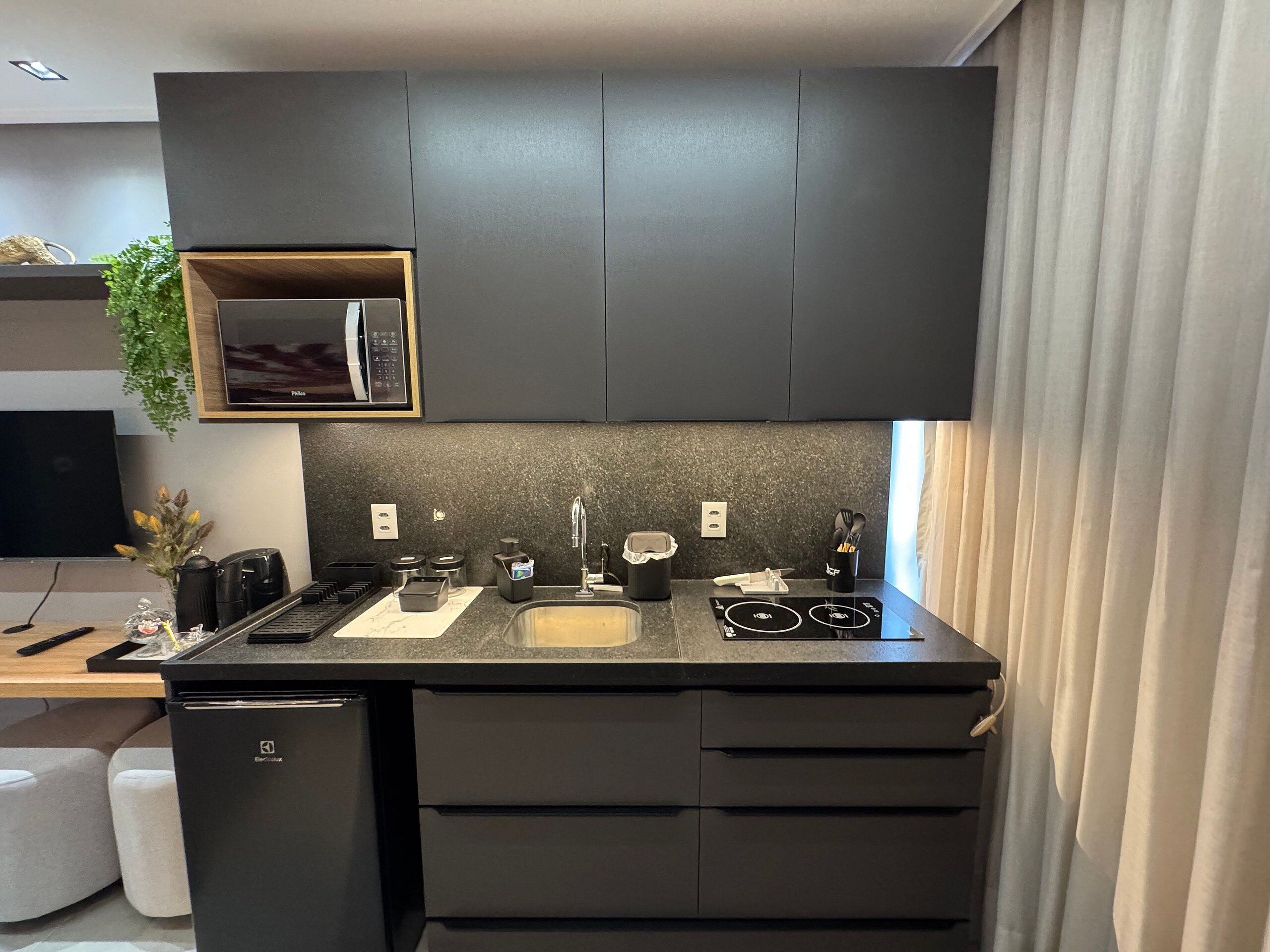 Coffee/tea maker, fridge, microwave, toaster