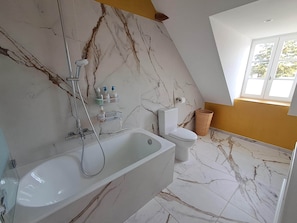 20261003 171152 - Loft 80 m² near the 24 Hours of Le Mans - WiFi - Parking (Écommoy)