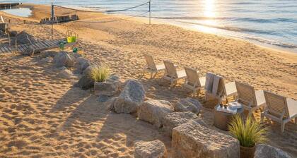 Cozy Oscoda Beach Cottage