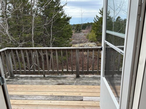 Ladyslipper Lodge 2 bedroom with loft cozy house for the whole family