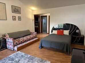 3 quartos, ferros/tábuas de passar roupa, Wi-Fi, roupa de cama