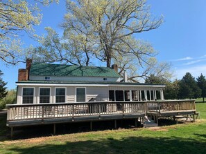 Exterior - The Farmhouse at CountyLine Vineyard (Charlotte Court House)
