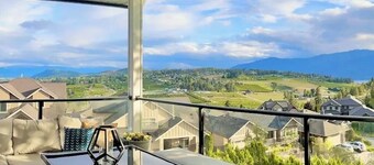 Lakes View Getaway