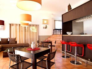 Dining - Golf-side Villa in Mazamet (Roquebrune-sur-Argens)
