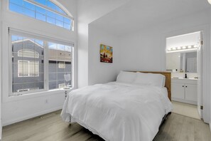 Room - Guest house in downtown Calgary,  (Calgary)