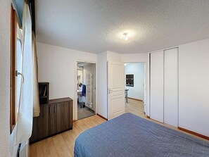 1 bedroom, WiFi - 350m from resort center, Ground floor, terrace, 39m², Serre Chevalier (Saint-Chaffrey)