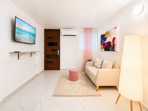 Living area - Vrbo Property (Carolina)