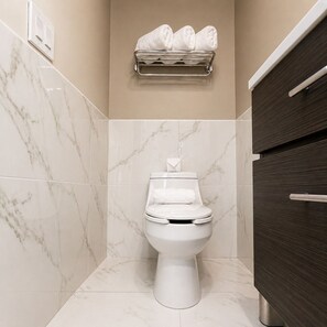 Bathroom - Vrbo Property (Tetlatlahuca)