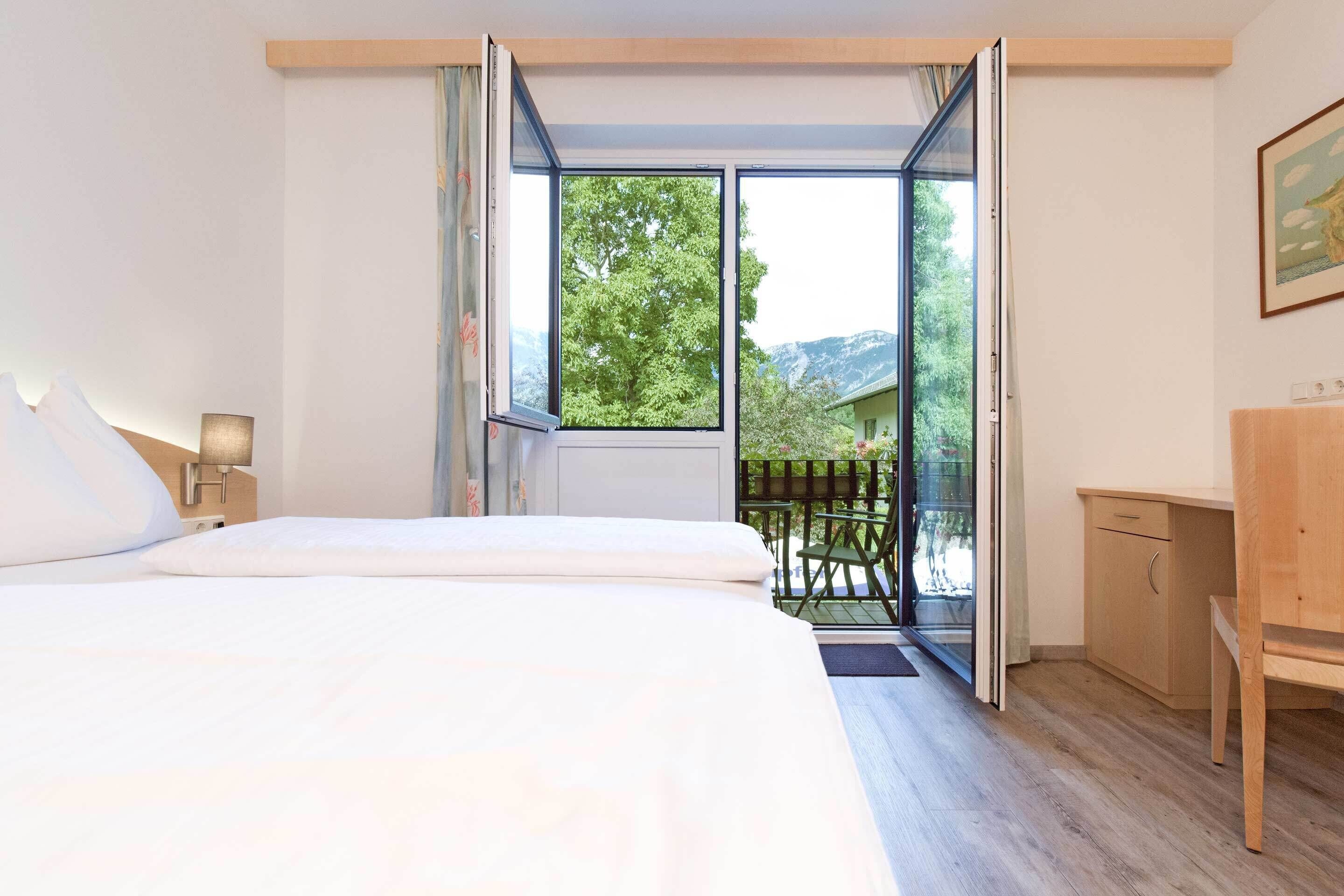 Comfort-Doppel- oder -Zweibettzimmer, Balkon, Bergblick | Kostenloses WLAN