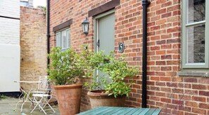 Terrace/patio - Templar Mews, heart of town (Cirencester)