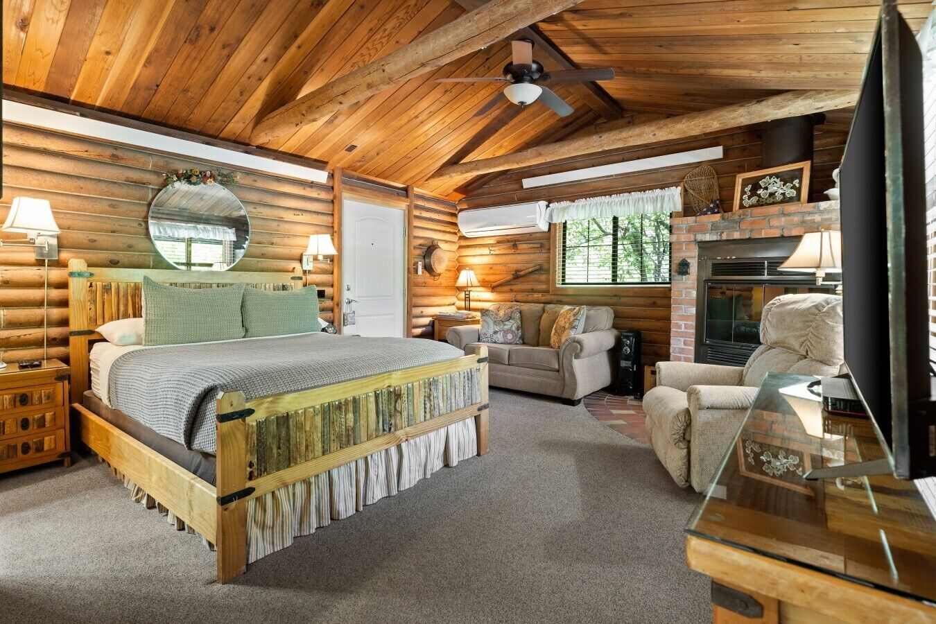 WiFi, bed sheets