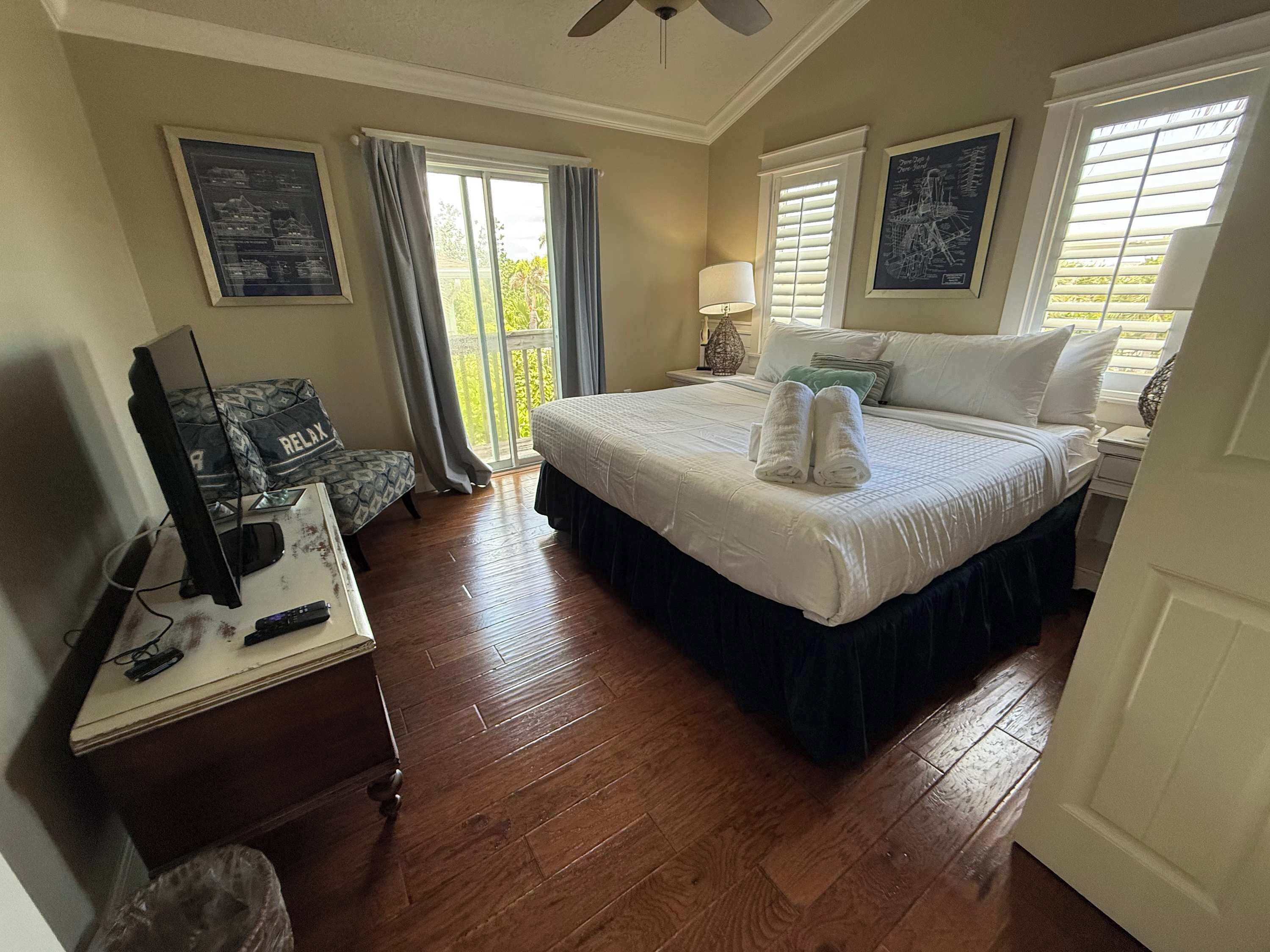 Iron/ironing board, travel cot, WiFi, bed sheets