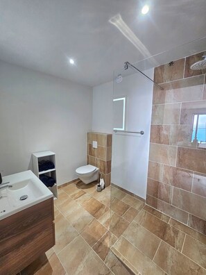 Bathroom - Vrbo Property (Jan Kok)