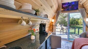 1 habitación, wifi y ropa de cama