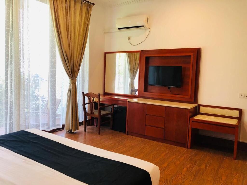 Deluxe Double Room, Balcony, Pool View