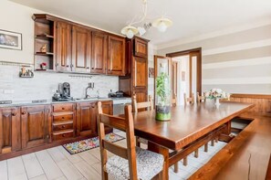 Dining - Vrbo Property (Capannori)