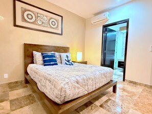 Room - Bright and spacious 3-bedroom PH with jacuzzi ocean front in Playa del Carmen (Playa del Carmen)