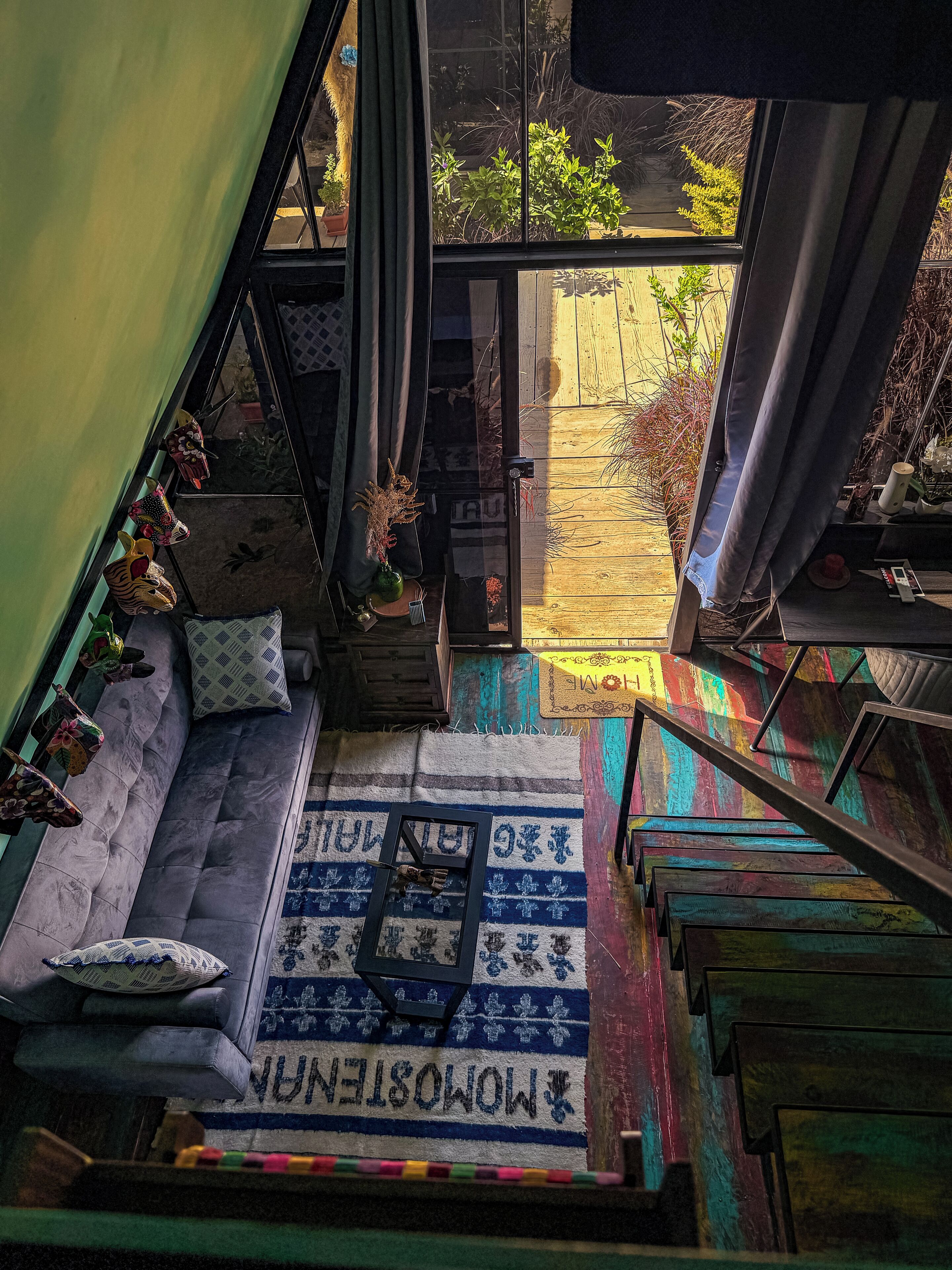 ห้องคอมฟอร์ท | บริเวณนั่งเล่น