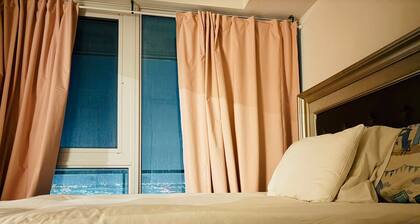 Short-term & vacation rentals condo suites full amenities.
Newly-built condos