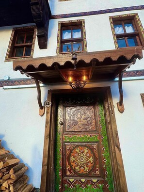 Exterior detail - Geyikli Konak (Bolu)