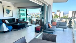 Living area - 1 Br Beachfront, Ocean & Mtn Views, 10 min to Downtown PV (Puerto Vallarta)