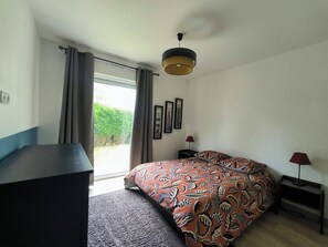 Free WiFi, bed sheets - Large house 6 persons St Servan/Briantais (Saint-Malo)