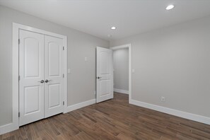 Interior - Spacious 4 Bed I 3 Bath in Austin, Texas  with Office and Fast Wi-Fi (Austin)