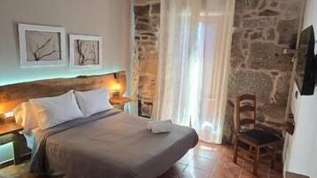 Deluxe Double Room, Balcony, Mountain View | Desk, laptop workspace, free WiFi, wheelchair access