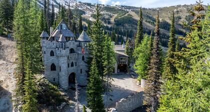 Schweitzer Castle - Ski in / Ski out