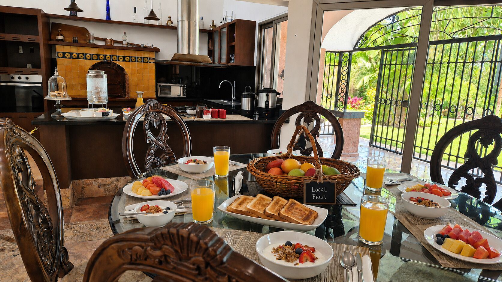 Petit déjeuner en libre-service compris tous les jours