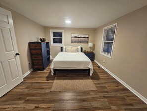 Desk, iron/ironing board, free WiFi, bed sheets