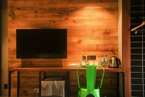 Interior - Old School (Taichung)