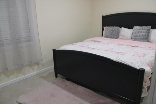 Cozy 1-bedroom apartment in perfect Covington with AC