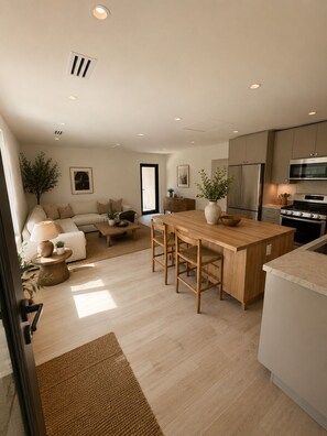 Interior - Fully Renovated 1920s Home in the Heart of Atwater Village (Los Angeles)