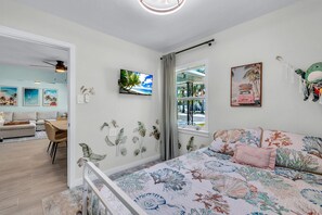 House, Multiple Beds (Sunsets and Sand Beach Getaway) | 4 bedrooms - Sunsets and Sand Beach Getaway (Indian Rocks Beach)