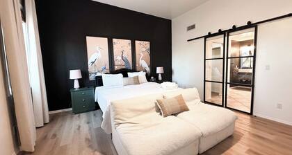 The Resort House: Heated Pool, Spa, Golf & Games!