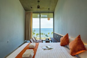Family Room, Ocean View | Free WiFi - Rucha Beachfront Retreat (Phong Quang)