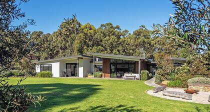 Timber & Tide Retreat - Modern Margaret River Escape with Firepit