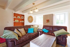 Living area - La Maison de Gianni - 7km de la Plage (Quettreville-sur-Sienne)