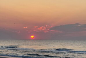 Beach - Spacious 3-bedroom house in charming Beach Haven with AC (Beach Haven)