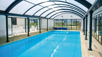 Cottage | Pool | Indoor pool, outdoor pool