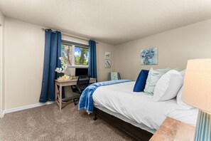 2 bedrooms, desk, iron/ironing board, travel cot