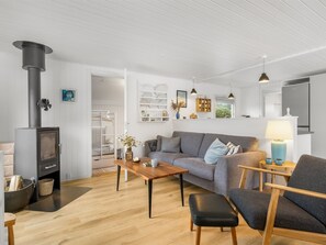 Tv och eldstad