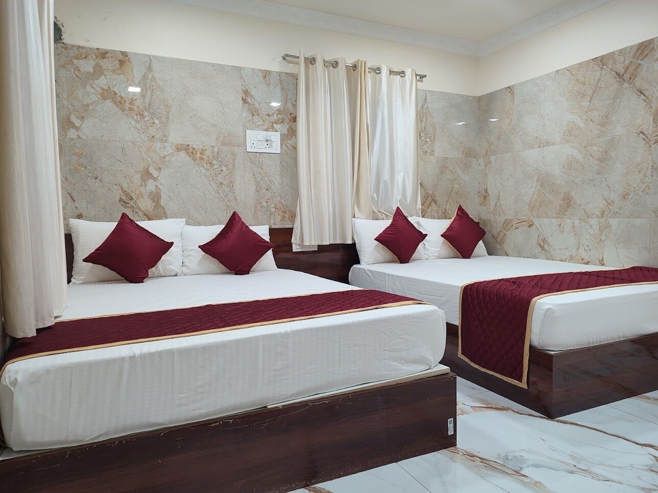 مكتب وواي فاي مجانًا