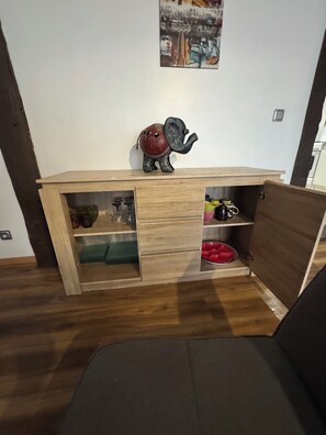 Interior - Renovated character apartment (Ervy-le-Châtel)
