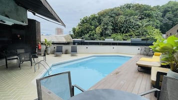 Apartamento | Piscina | Una piscina al aire libre
