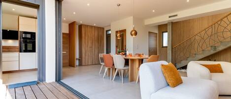 Villa, para fumadores | 3 habitaciones