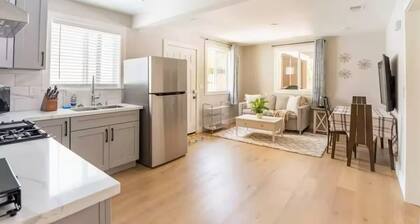 Charming 2-bedroom apartment in lovely Daly City perfect for relaxing