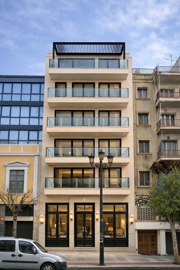 Property entrance - Ormos Piraeus (Piraeus)
